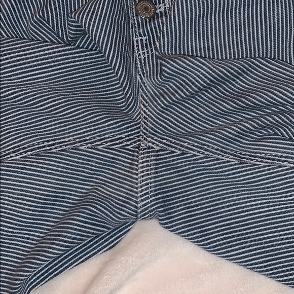 Old Navy Pin-stripped denim jeans button fly 4 - Picture 7 of 8